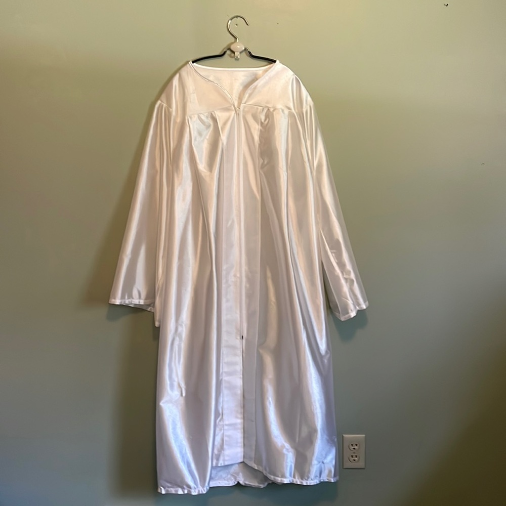 White Graduation Gown (Robe)